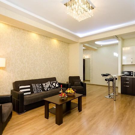 New! - Downtown Apartment Tbilisi Esterno foto