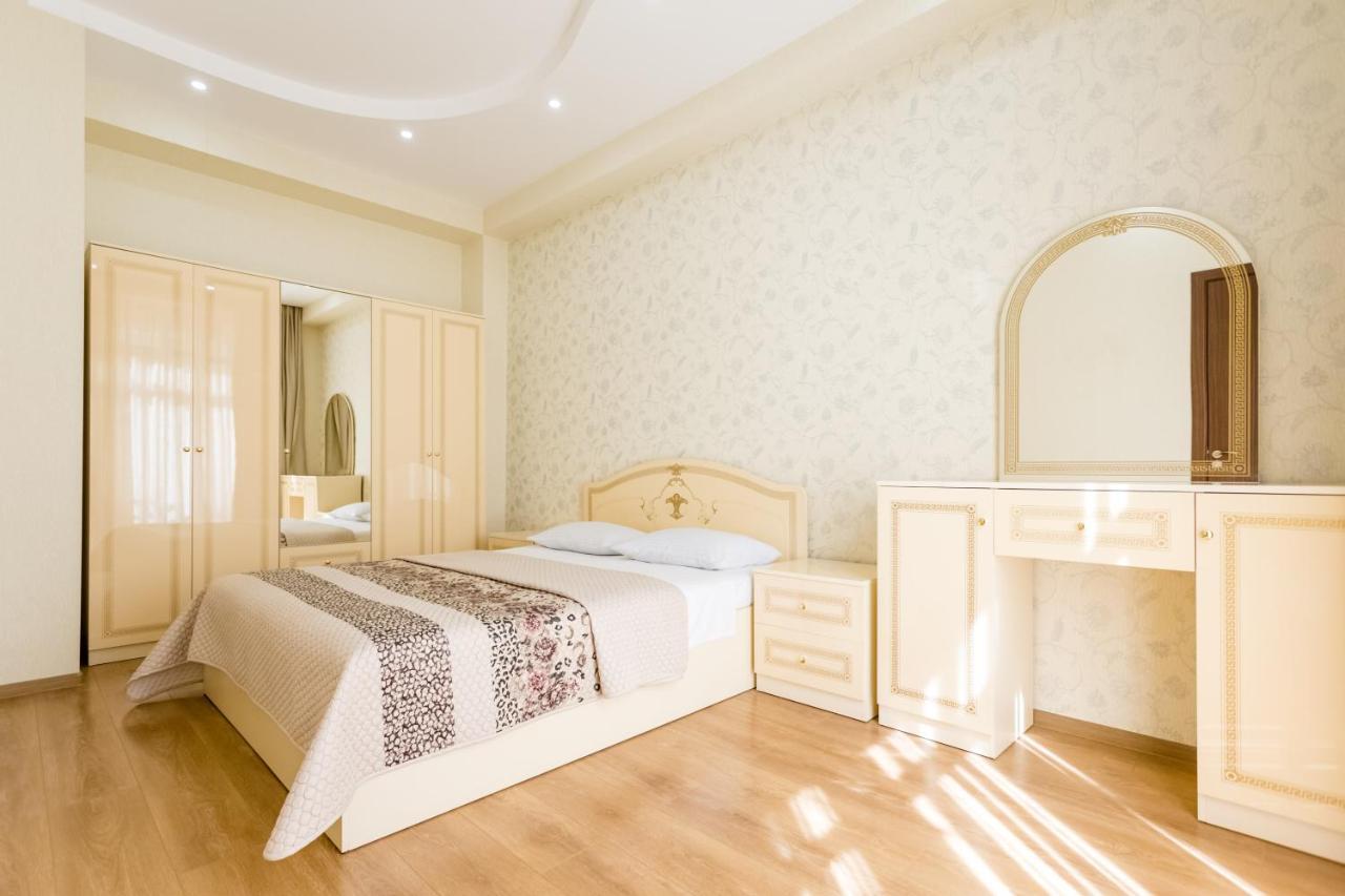 New! - Downtown Apartment Tbilisi Esterno foto